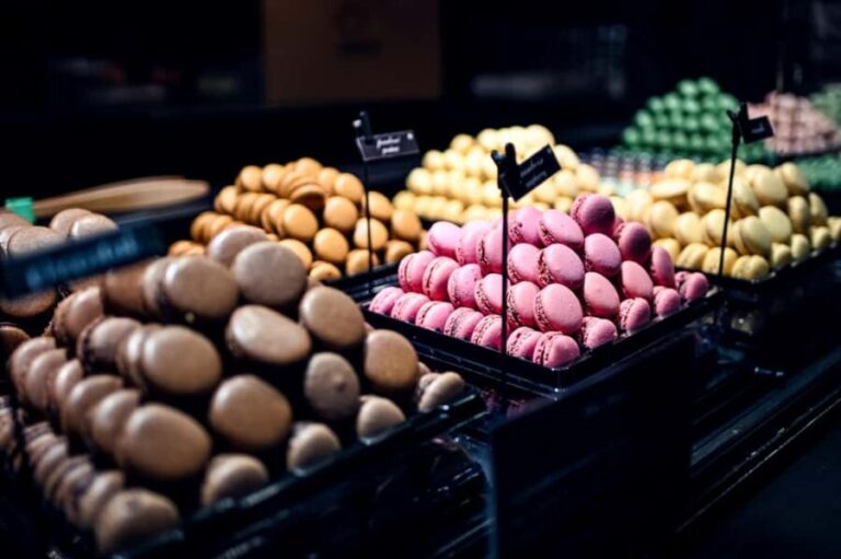 Paris: Montmartre Food Tour with 8+ Food Tastings & Wines - What to Expect from the Food & Wine Tastings