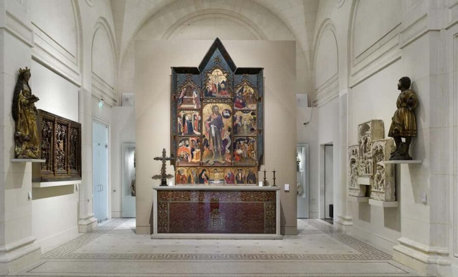 Paris: Museum of Decorative Arts Ticket and Audio Tour - Navigating with the Audio Guide