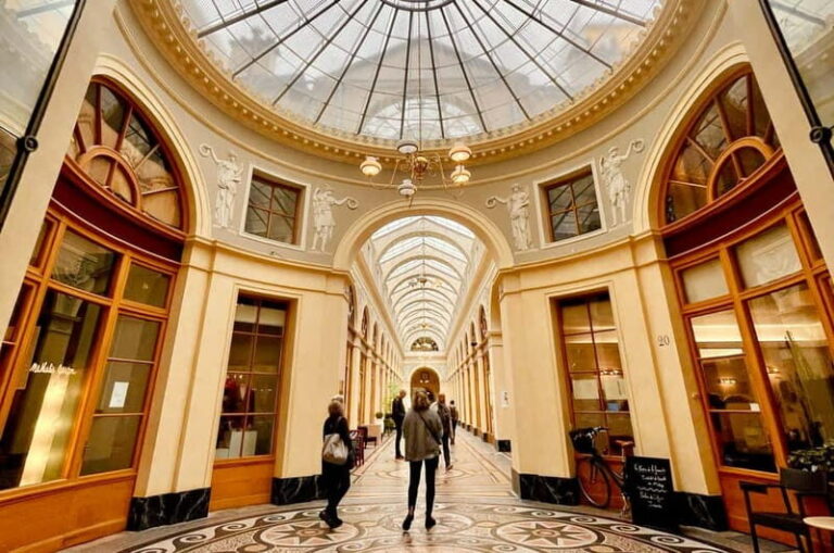 Paris: Passageways and Local Secrets Walking Tour - Why Travelers Love This Tour