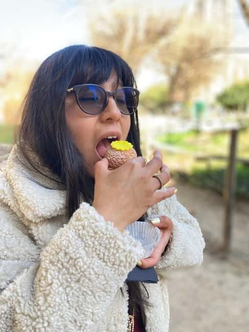 Paris Pastries and Chocolate Food Tour w/ 6+ Tastings - The Value in a Nutshell