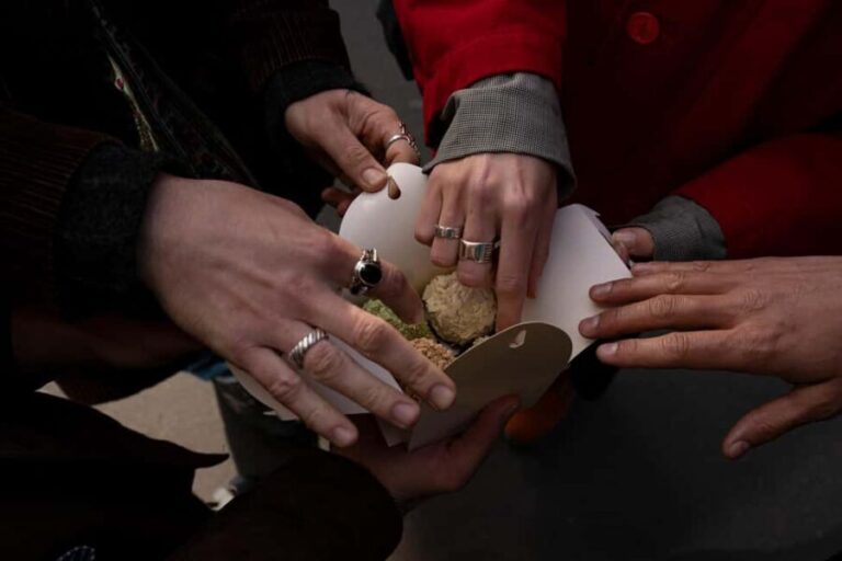 Paris : Pastries & Tragedies - A sweet tour of Montmartre - Who Is This Tour Best For?