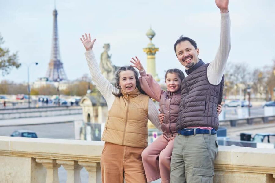 Paris: Private Full Day Tour to Montmartre & Eiffel Tower - The Value of a Guided Full-Day Tour
