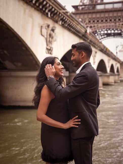 Paris: Private Photo Shoot with a Professional Photographer - Who Should Consider This Tour?