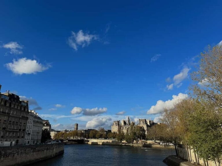 Paris: The vibrant city center and Le Marais in German - Good To Know