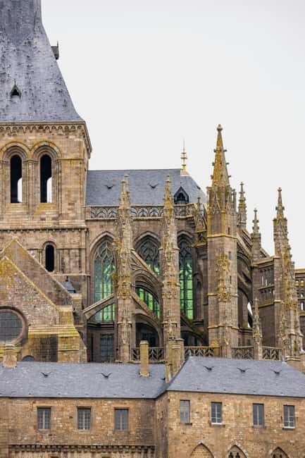 Paris to Champagne: A Warm Day Trip to Reims - The Scenic Journey to Épernay  