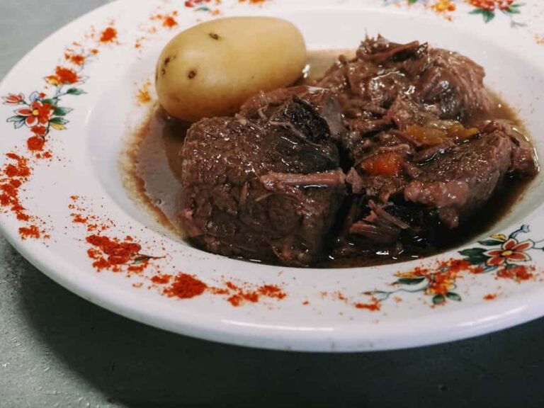 Paris: VIP Culinary Tour in Montmartre with Chef & Transfers - The Itinerary Breakdown