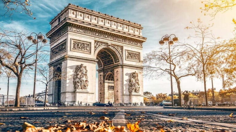 Paris Walking Tour: History & Architecture in 2 hours - Good To Know