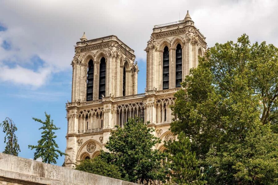 Paris: Walking Tour with Notre Dame or Ste-Chapelle Access - The Practical Details: How It Works
