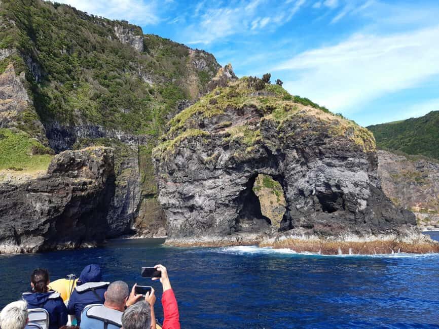 Passeios Turísticos: Trip to Corvo by Boat - Exploring Corvo Island: The Main Attraction