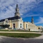 Pau: Express Walk with a Local - What to Expect: A Genuine Taste of Pau