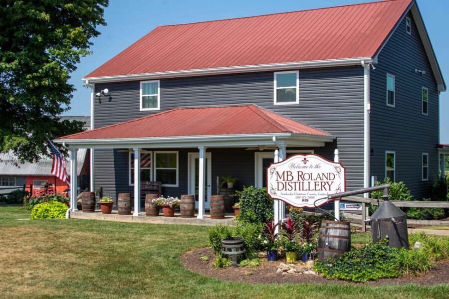 Pembroke: MB Roland Distillery Tour & Tasting - Exploring the MB Roland Distillery Tour & Tasting in Detail