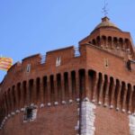 Perpignan: Express Walk with a Local in 60 minutes - The Guide: Knowledgeable and Approachable