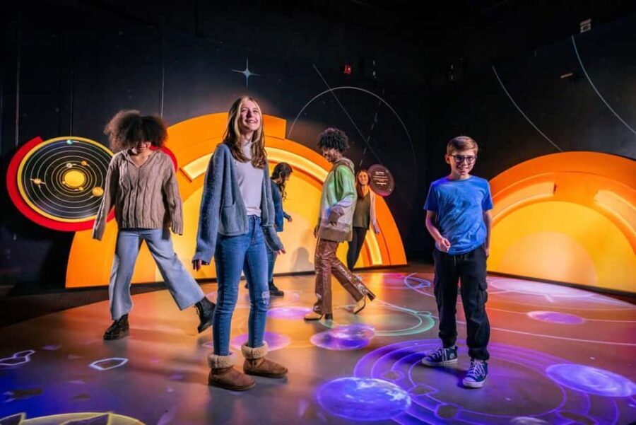 Philadelphia: The Franklin Institute Entry Ticket - A Closer Look at the Exhibits and Shows