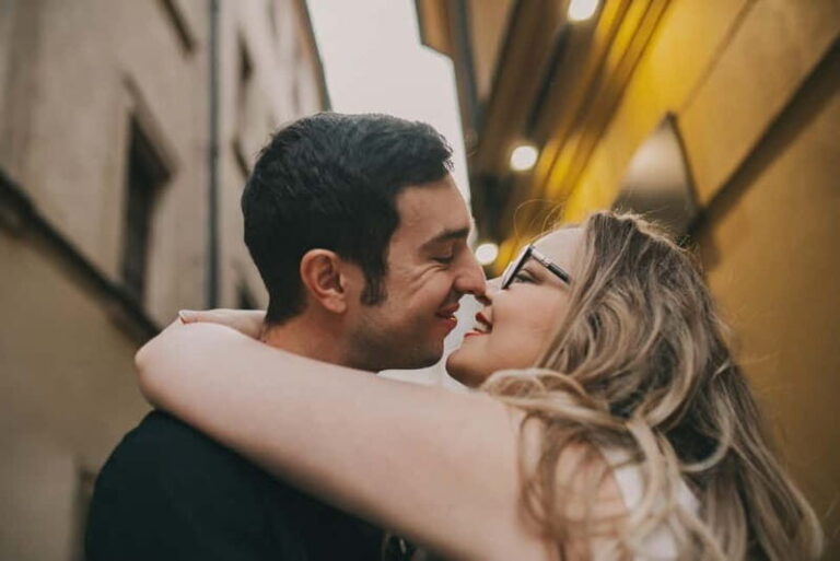 Photo Session in Prague:Shots with Iconic Landmarks - Who Will Love This Experience?