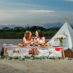 Picnic Tipi with Food and Drink - Good To Know