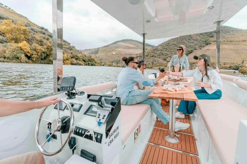 Pinhão: Private Electric Boat Tour 2h| Wine Tasting Included - A Deep Dive into the Itinerary and Experience