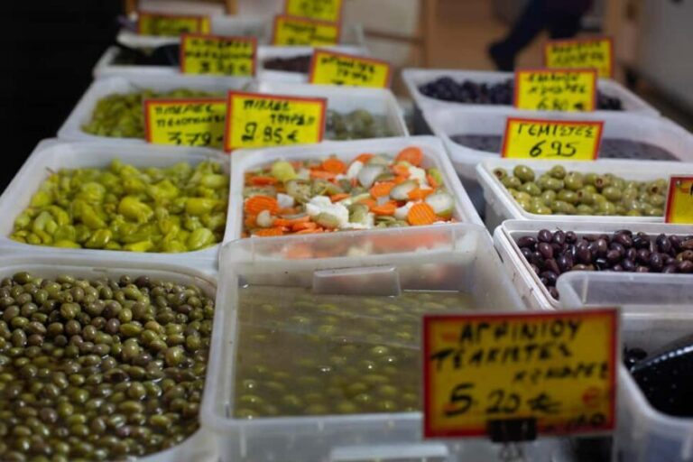 Piraeus: Walking Tour with Local Guide - A Closer Look at the Tour Experience