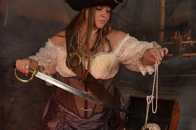 Pirate Costume Photo Shoot - What Real Reviewers Say