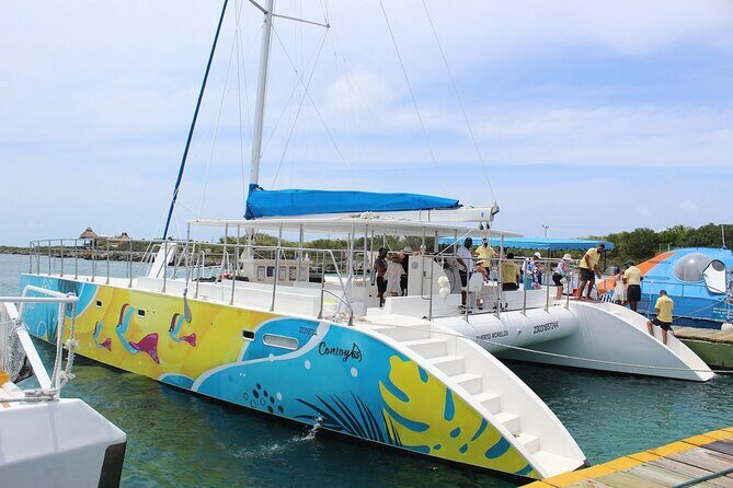 Pleasure Adventure over Catamaran to Isla Mujeres from Cancún - Who is this tour best suited for?