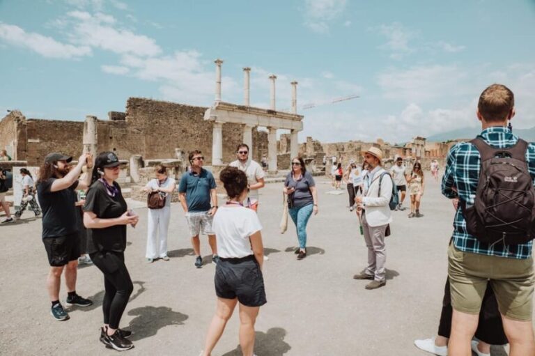 Pompeii: Entry Ticket and Guided Tour with an Archaeologist - Who Will Love This Tour?
