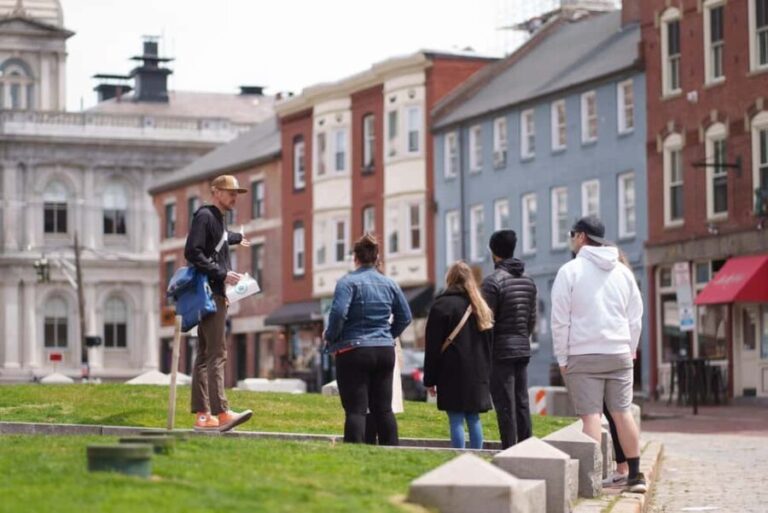 Portland: Walking Food Tour  Warm Donuts & History - The Practicalities: What to Expect