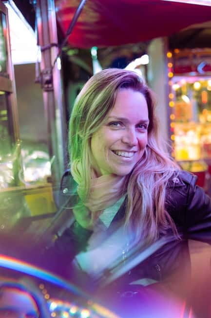 Portrait shoot in Hamburg your private walk with a professional photographer - Exploring Hamburgs Photogenic Spots