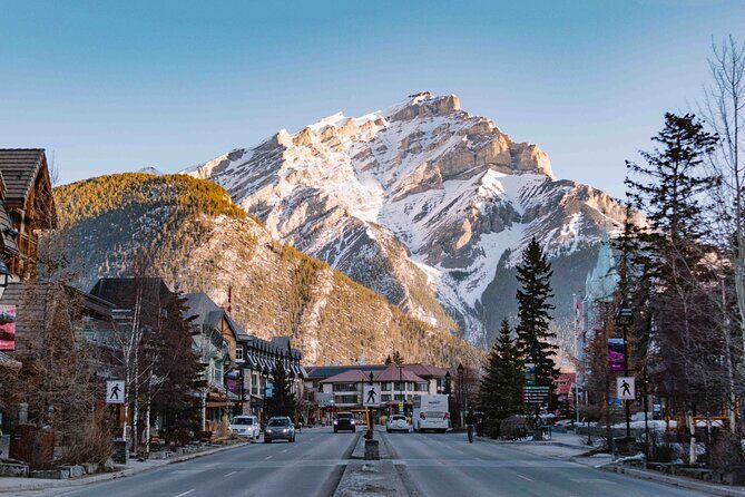 Private Banff Day Tour Lake Minnewanka and Lake Louise and more - Who Should Consider This Tour?