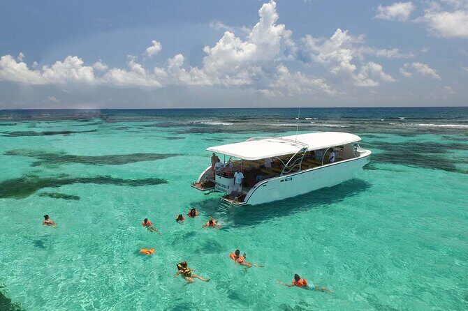 Private Boat to Isla Mujeres with Open Bar from Playa del Carmen - What We Love About This Tour