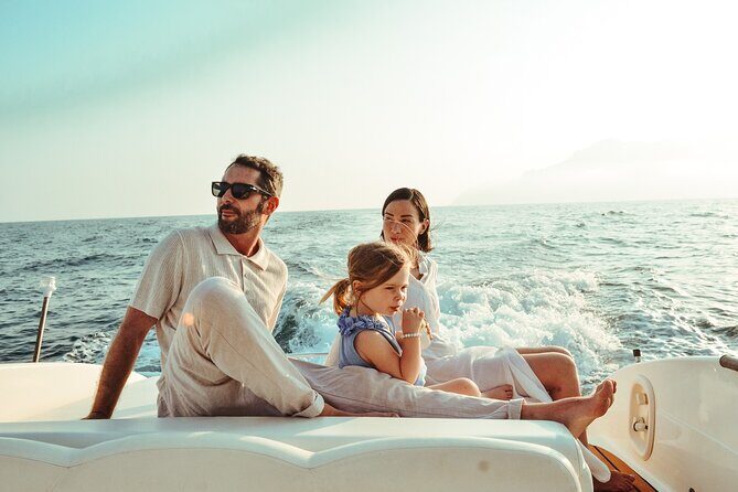 Private boat tour Amalfi Coast - What’s Included and What’s Not?
