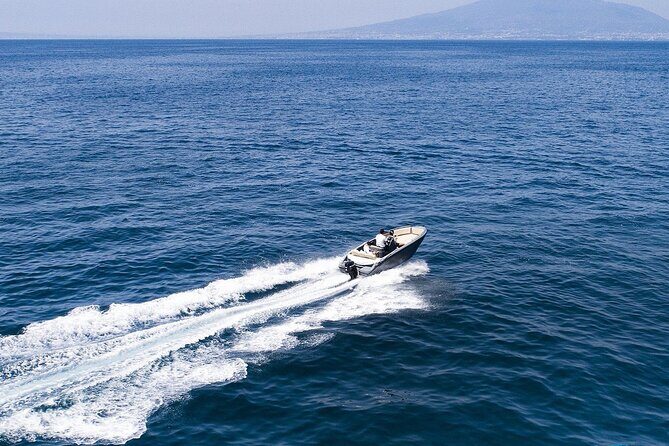 private boat tour on the island of Capri - Who Is This Tour Best For?