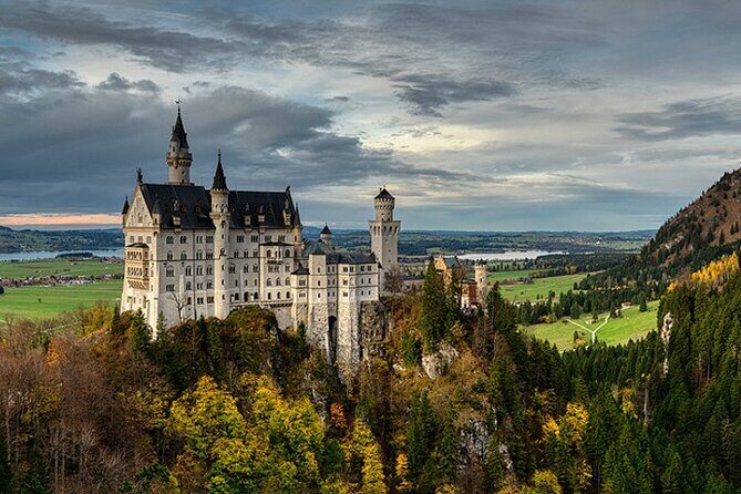 Private Day Tour from Munich to Neuschwanstein Castle and Füssen - Neuschwanstein Castle: The Highlight