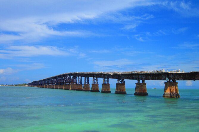Private Full-Day Tour of Florida Keys from Miami/FLL to Key West - The Experience: Transportation and Group Dynamics
