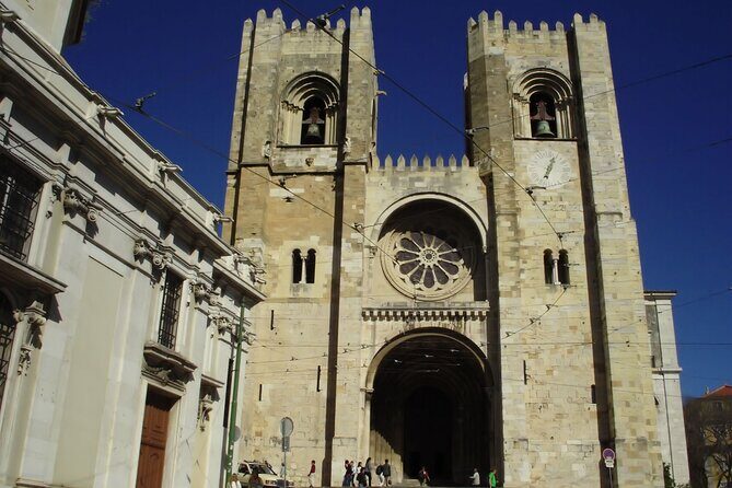 Private Lisbon Historical Tour on a Tukxi - The Practical Side: What to Expect