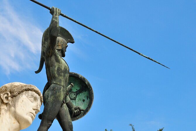 Private Luxury Tour: Delphi & Thermopylae The 300s Legacy - Who Should Consider This Tour?