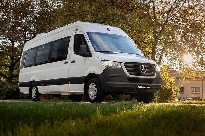 Private Round-trip Transportation from Cancun Airport for 15 passangers - An In-Depth Look at the Experience