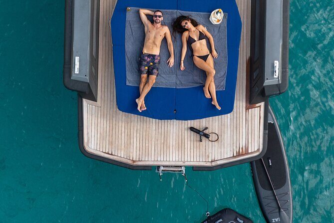 Private Split Boat Tour with a Local Expert - fully customizable - The Itinerary Breakdown: From Hvar to Hidden Bays