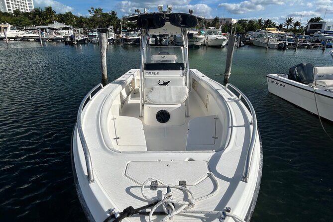 Private Tour in the Bay of Cancun - What’s Included and What to Consider