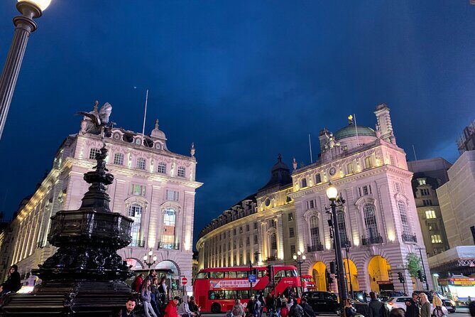 Private Transfer Heathrow or Gatwick to London w Luxury Car/Van - Who Should Book This Transfer?