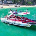 Private Yacht Charter on ChicaFun 1 Waterslides all inclusive - Practical Details and Planning Tips