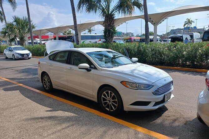 PVR VIP Round trip transfers Airport - Downtown - Airport - Pricing and Value