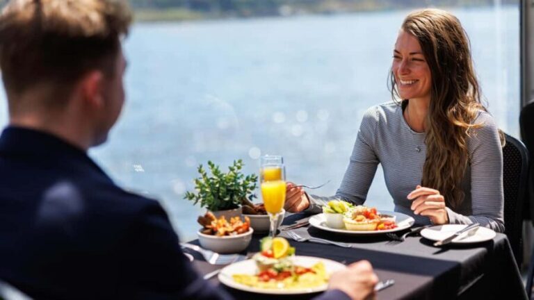 Québec City: Weekend River Brunch Cruise - An Overview of the Experience