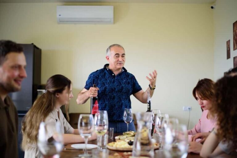 Rare Grape & Wine Tasting Experience at MOONQ - What to Expect During Your Visit