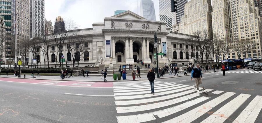 Reel NYC: Walking Tour with Pedro - Exploring the Best of Midtown Manhattan in Film