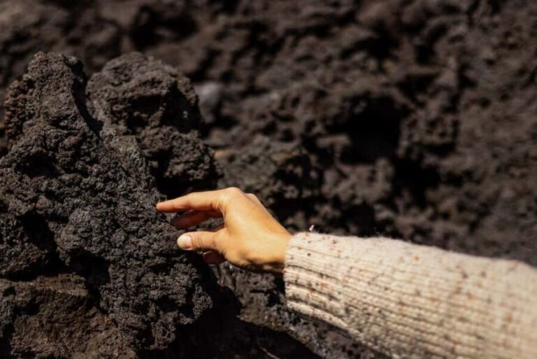 Reykjanes Peninsula: Super Jeep Volcano Shuttle Tour - What Makes This Tour Stand Out?