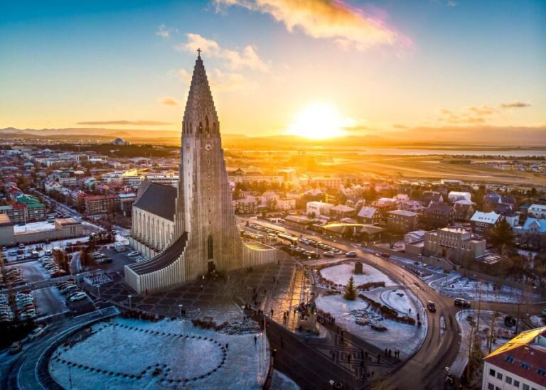 Reykjavik: The Icelandic Woman Private Walking Tour - The Experience and Practical Details