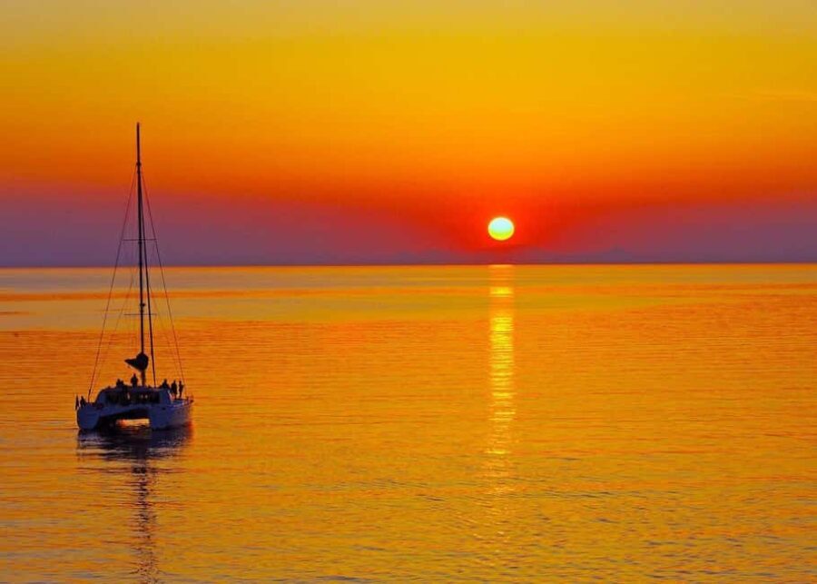 Rhodes: Sunset Catamaran Cruise with Dinner, Drinks & Swim - Rhodes: Sunset Catamaran Cruise with Dinner, Drinks & Swim