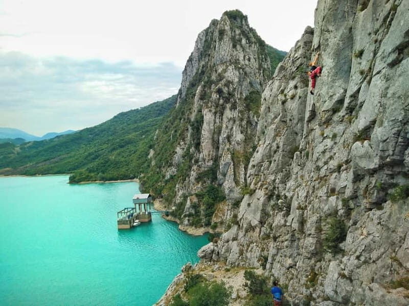 Rock Climbing in Tirana, Adventure in the Mountains - An In-Depth Look at the Tirana Rock Climbing Tour