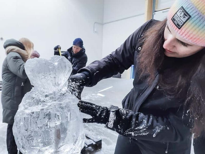 Rovaniemi: Ice sculpting experience with dinner at Kota - Practical Details and Itinerary