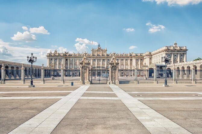 Royal Madrid Private Walking Tour: Palaces & Plazas - Who Is This Tour Best Suited For?