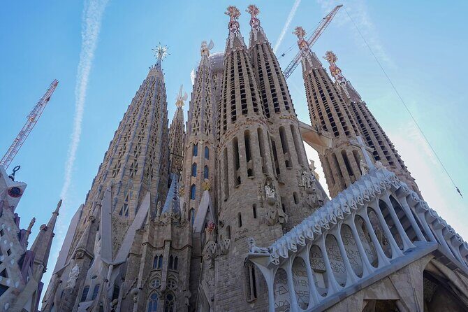 Sagrada Familia & Park Guell Guided Tour - What’s Included and What’s Not